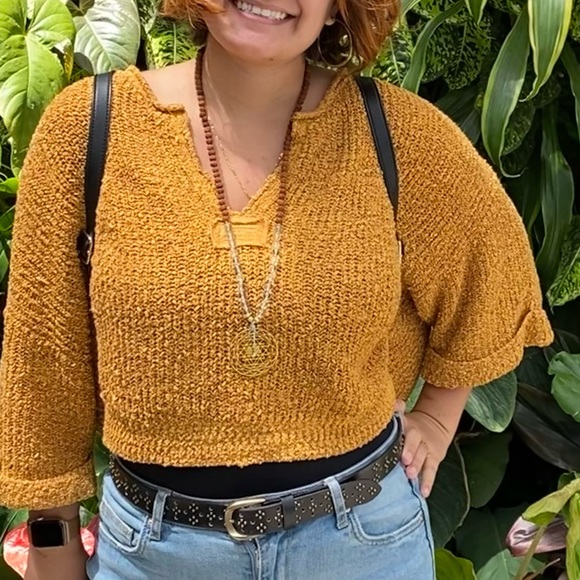 Yellow Oversized Sweater - Picture 2 of 4